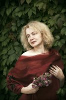 &quot;Moteris, vilkinti raudonai&quot; Birutė Simanavičienė